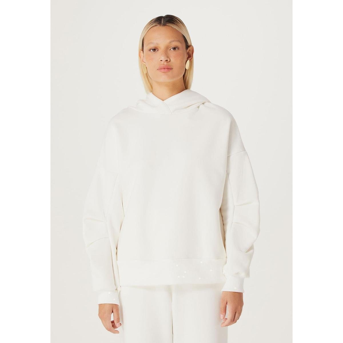 Pijama Curto Hering Tropical Color Feminino - Off White é ruim? Pijama Curto Hering Tropical Color Feminino - Off White é boa?