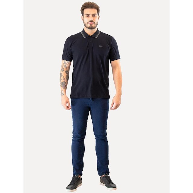 Polo Guess Masculina Piquet Friso Bordado Cursivo Azul Marinho