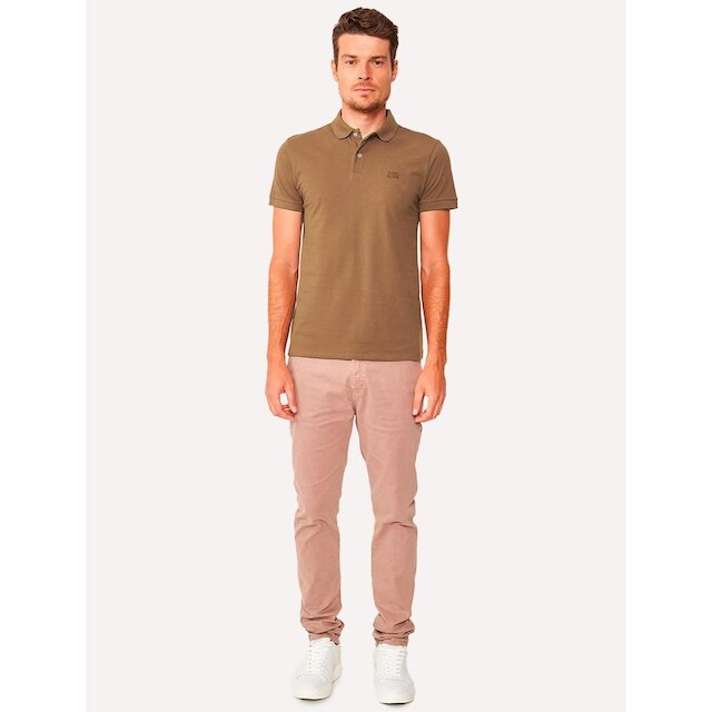 Polo King & Joe Masculina Piquet Slim Logo Marrom Ocre