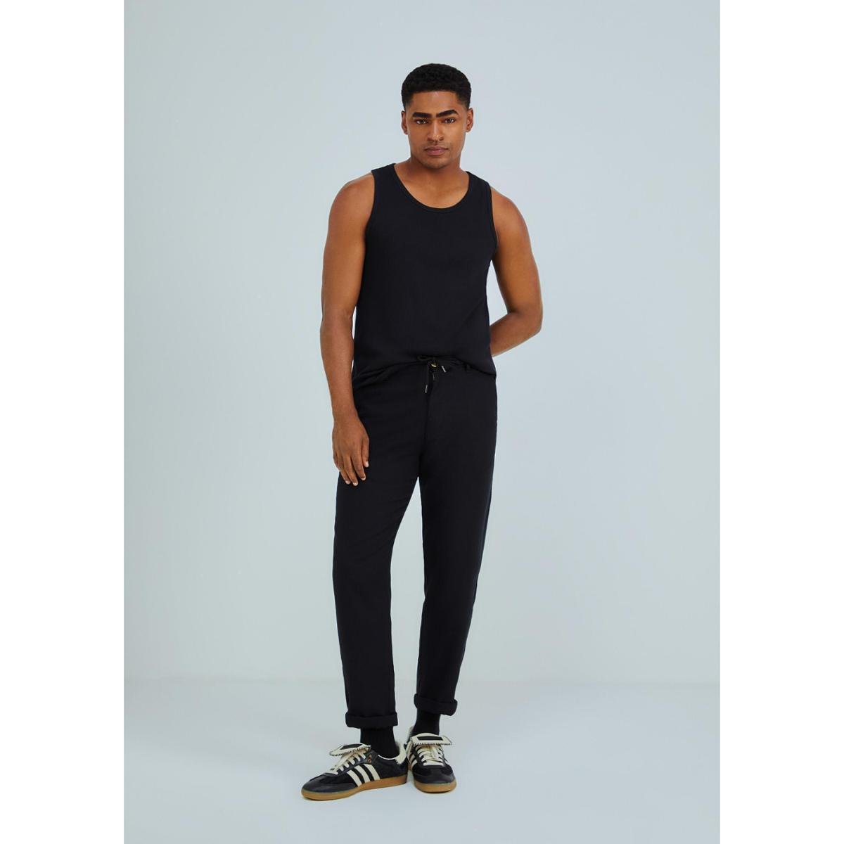 Regata Básica Hering Slim Em Ribana Masculina Menor preço em Regata Básica Hering Slim Em Ribana Masculina