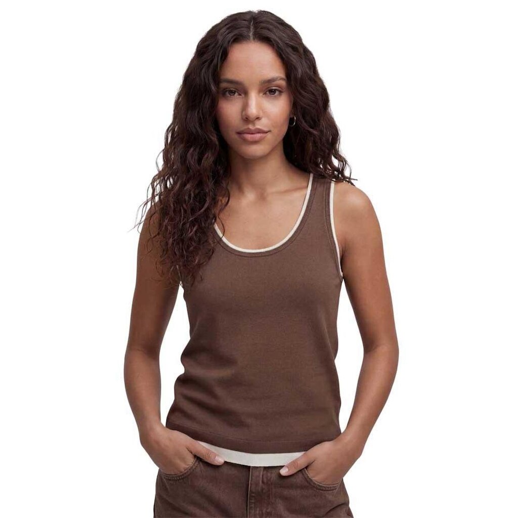Regata Hering Feminina Decote U Slim