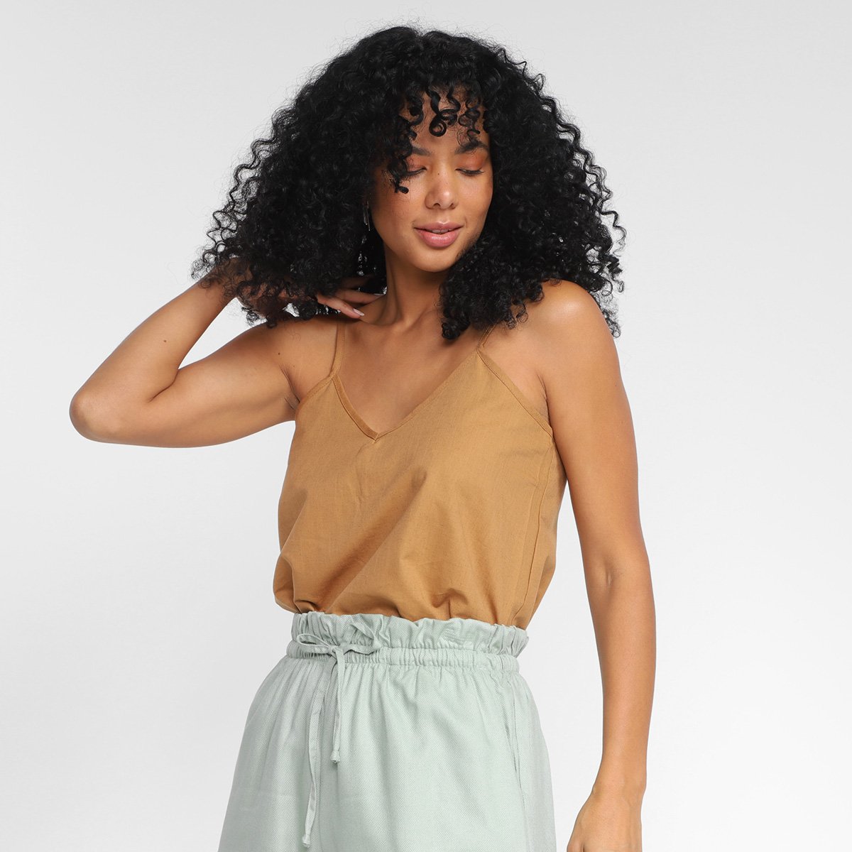 Regata Hering Lisa Gola V Feminina - Cáqui Menor preço em Regata Hering Lisa Gola V Feminina - Cáqui