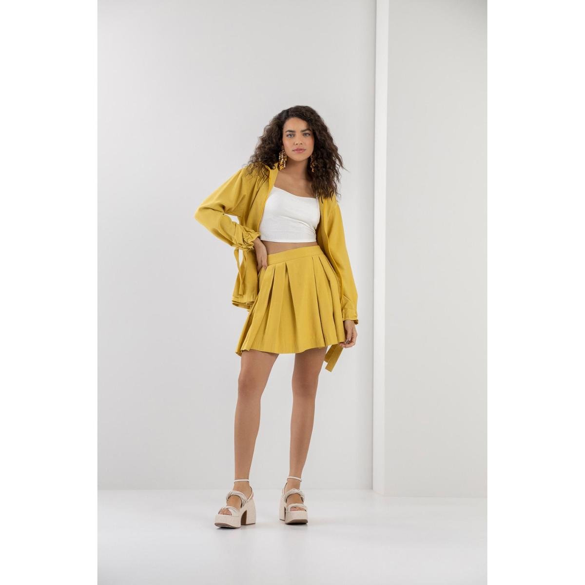 Saia Curta Cintura Alta com Pregas Zattini