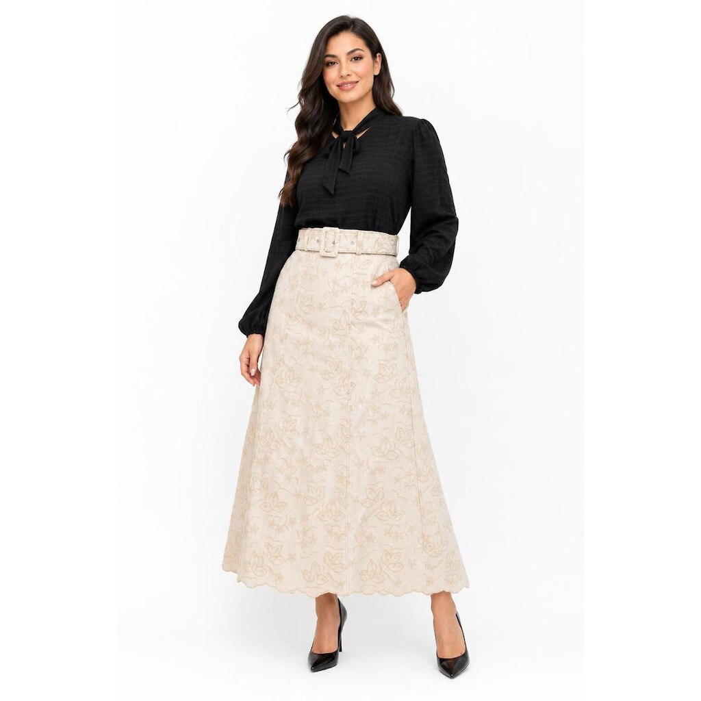 Saia Midi Evasê D Bell Outlet Fashion Bordado Off White