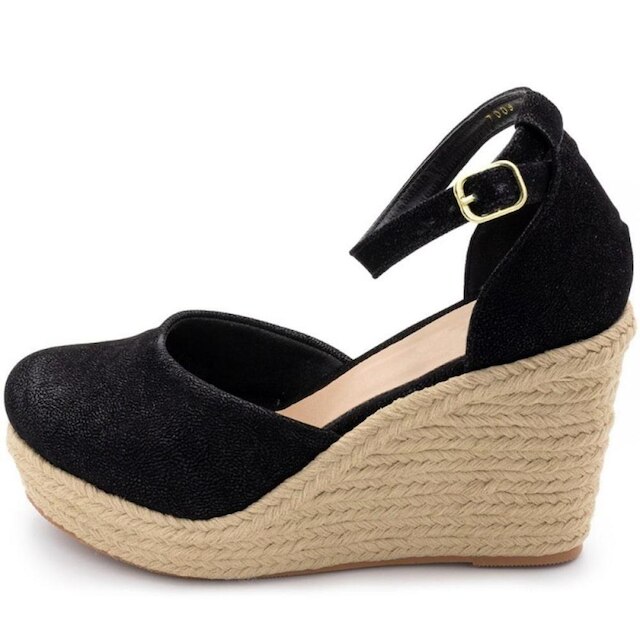 Sandália Anabela Feminina Lisa Fivela Bico Redondo Conforto