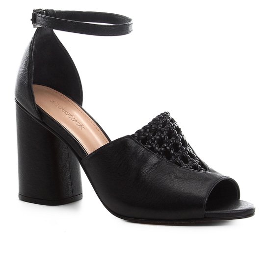 Sandália Couro Shoestock Detalhe Macramê Salto Bloco Feminina - Preto