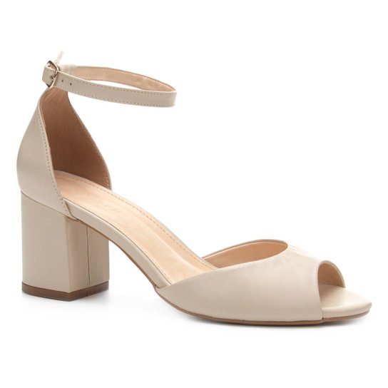 Sandália Couro Shoestock Salto Bloco Feminina - Off White