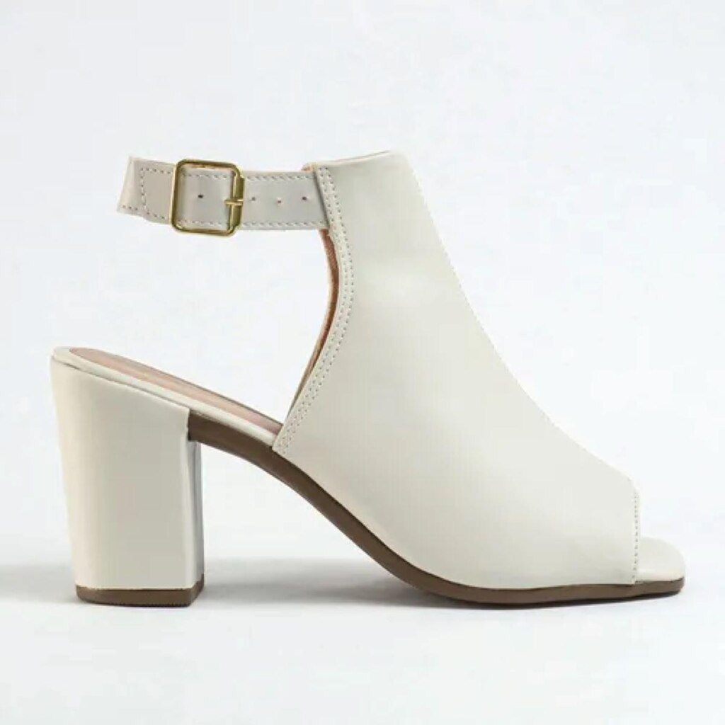 Sandalia Feminina Fechada Estilo Peep Toe Salto Gross