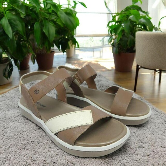 Sandália Feminina Moderna Flatform Conforto Couro New Face