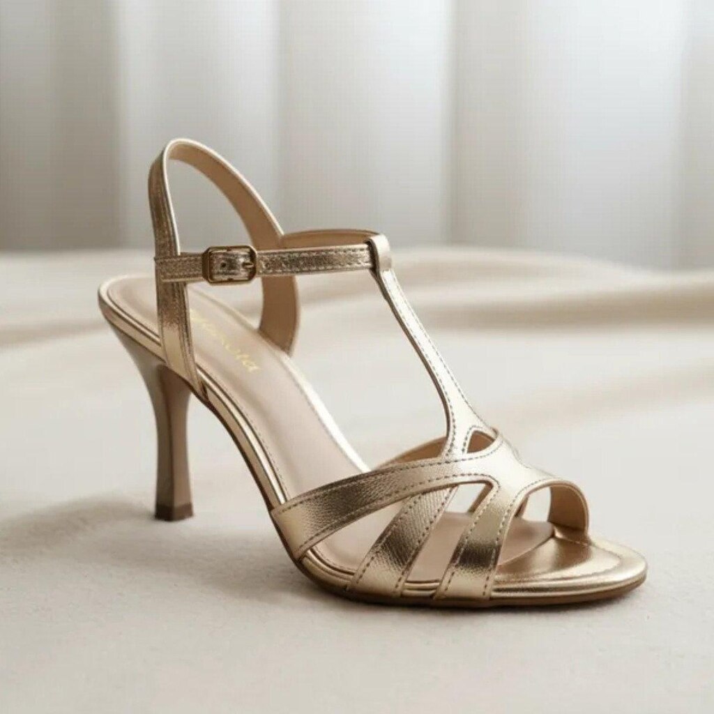 Sandália Feminina Salto Fino Namaste Dakota - Dourado