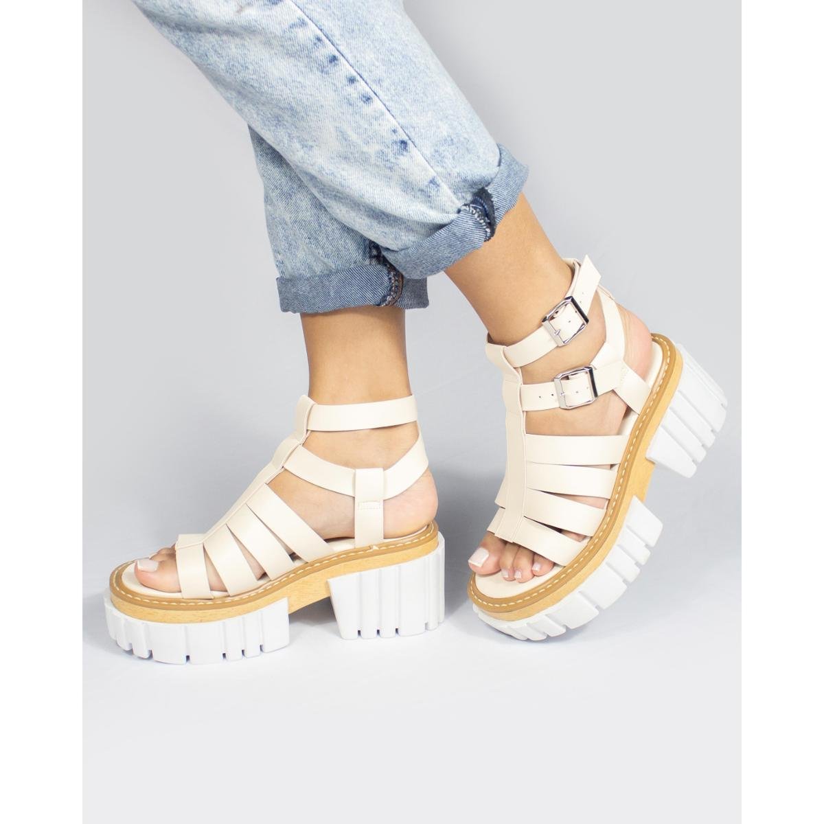 Sandália Gladiadora tratorada Zattini