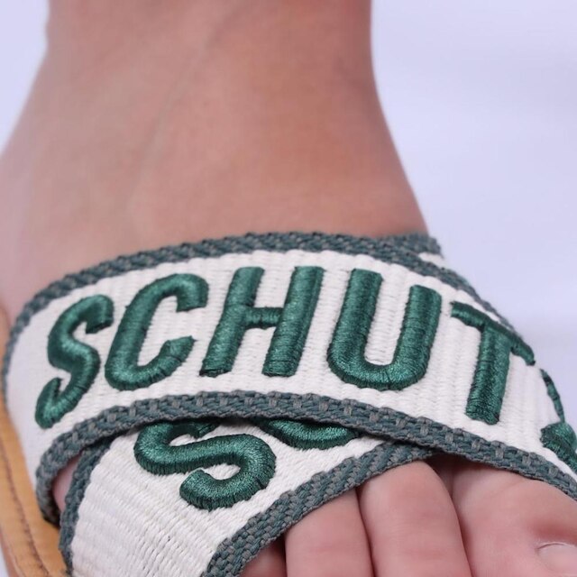 Sandália Rasteira Schutz Feminina S208890116 Verde