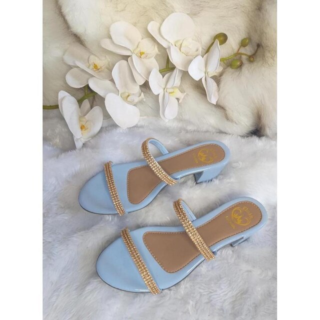Sandalia Salto Grosso Tendencia Moda Detalhe Strass Conforto