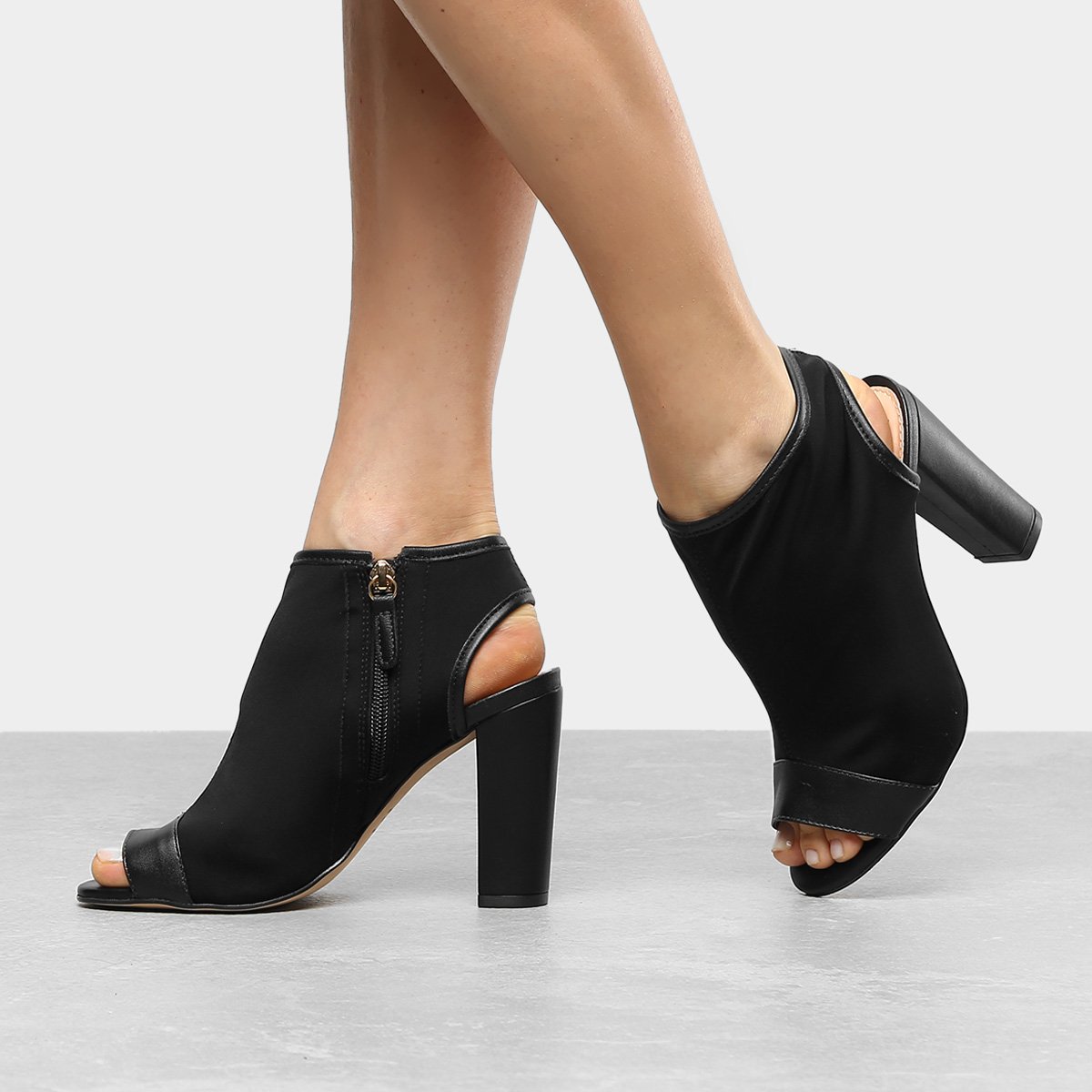 Stretch Grosso Preto Feminina Feminina Salto Sandália Shoestock Grosso Shoestock Stretch Preto Sandália Salto Fq6wgqzd