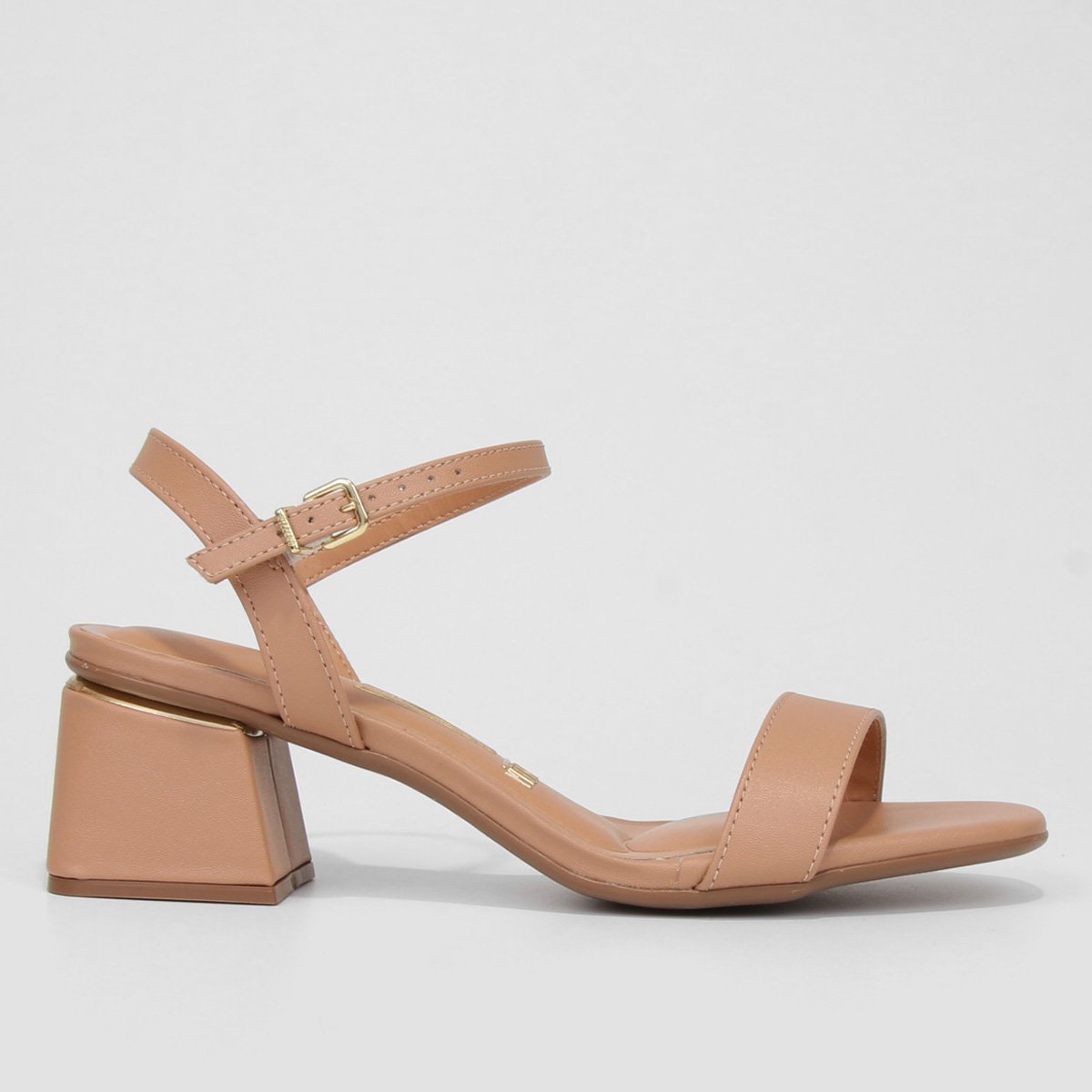 Sandália Vizzano Lisa Salto Bloco Feminina é ruim? Sandália Vizzano Lisa Salto Bloco Feminina é boa?