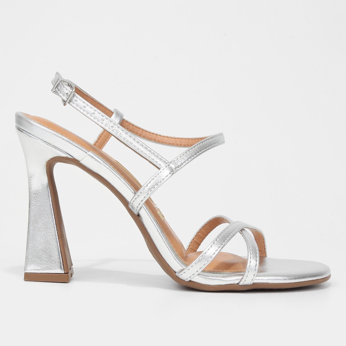 Sandália Vizzano Salto Grosso Metalizada Feminina - Prata Menor preço em Sandália Vizzano Salto Grosso Metalizada Feminina - Prata