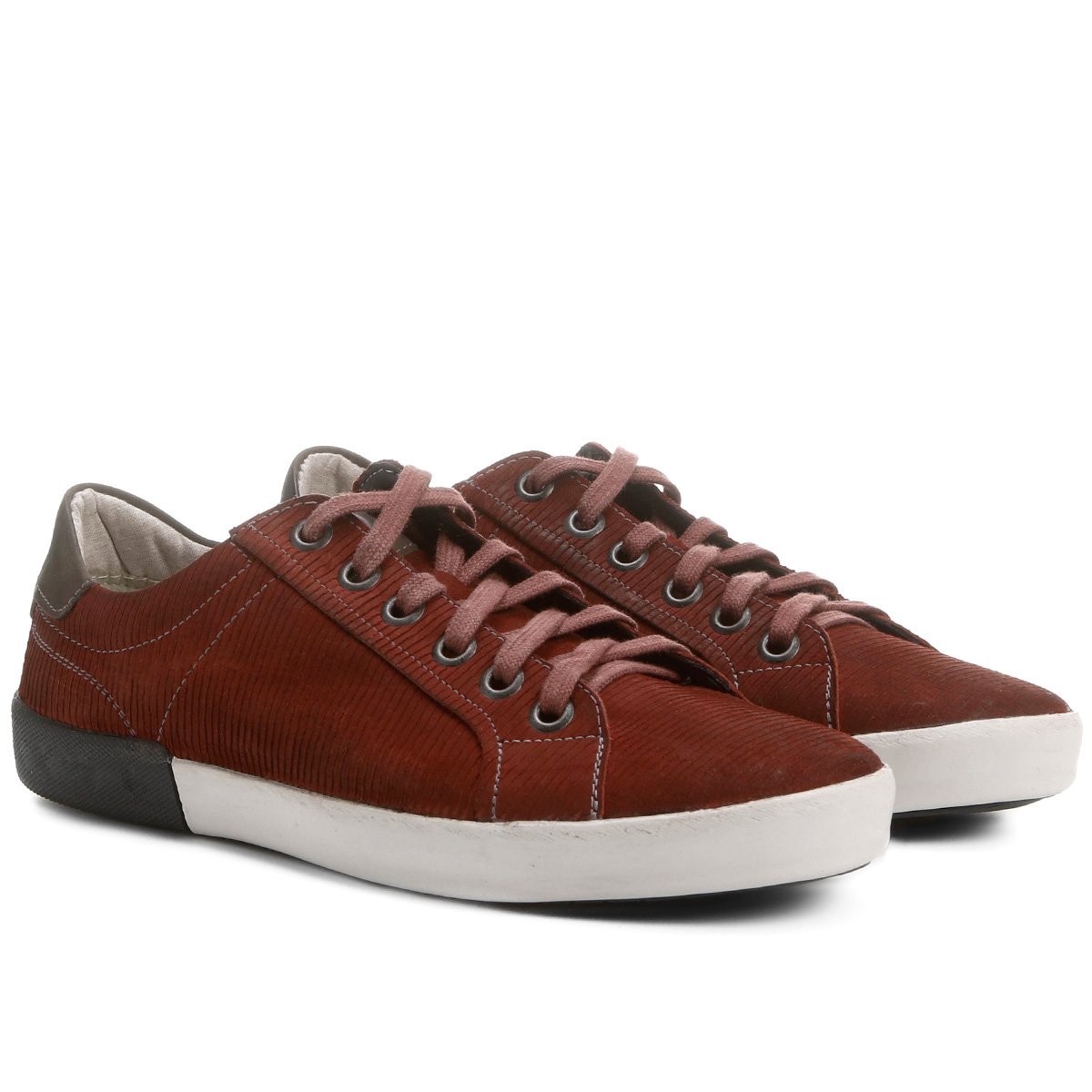 sapatenis democrata vermelho