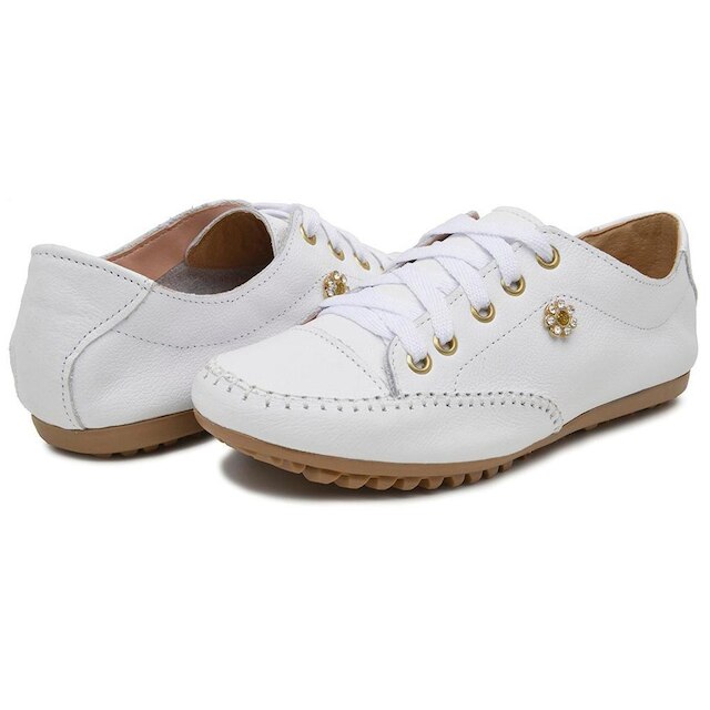 Sapatenis Tenis Casual Feminino de Couro com Costura Manual e Detalhe Metal