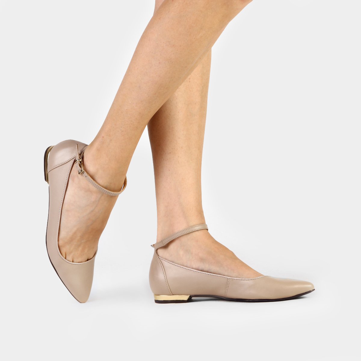 sapatilha com tornozeleira