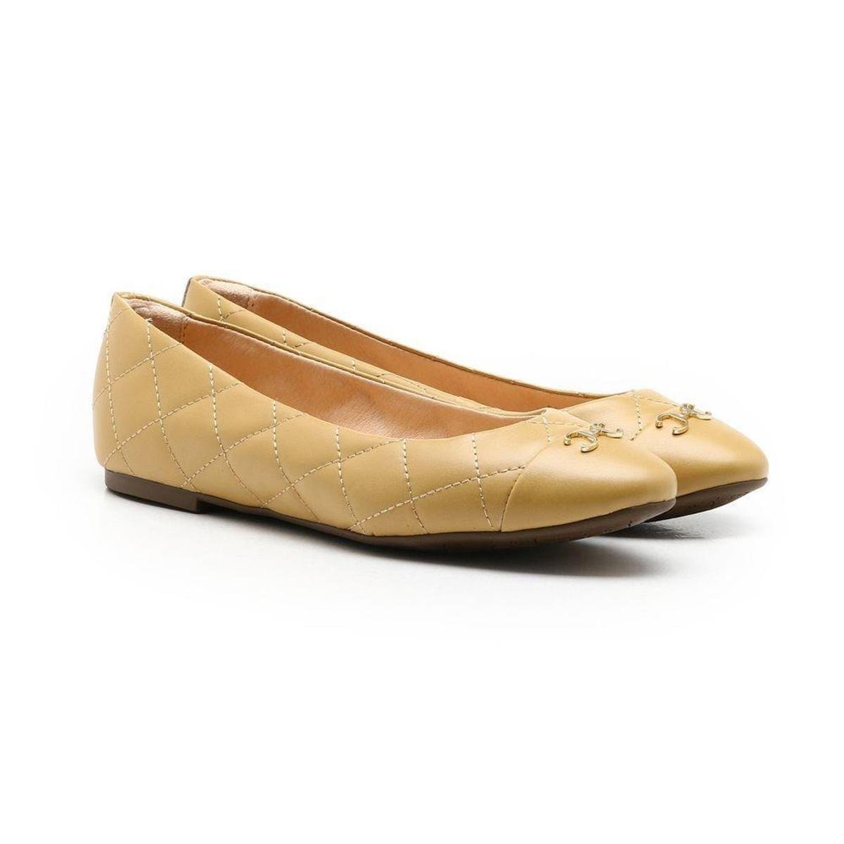 Sapatilha Capodarte Matelassê Bico Fino - Cáqui Menor preço em Sapatilha Capodarte Matelassê Bico Fino - Cáqui