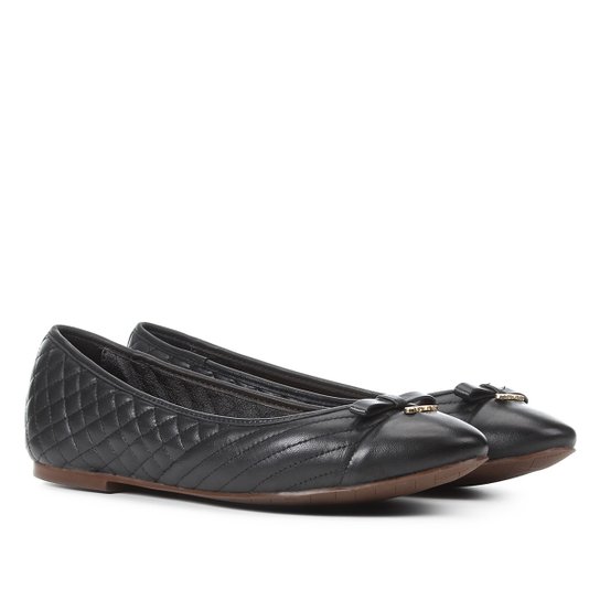 Sapatilha Couro Dumond Matelasse Biqueira Feminina - Preto