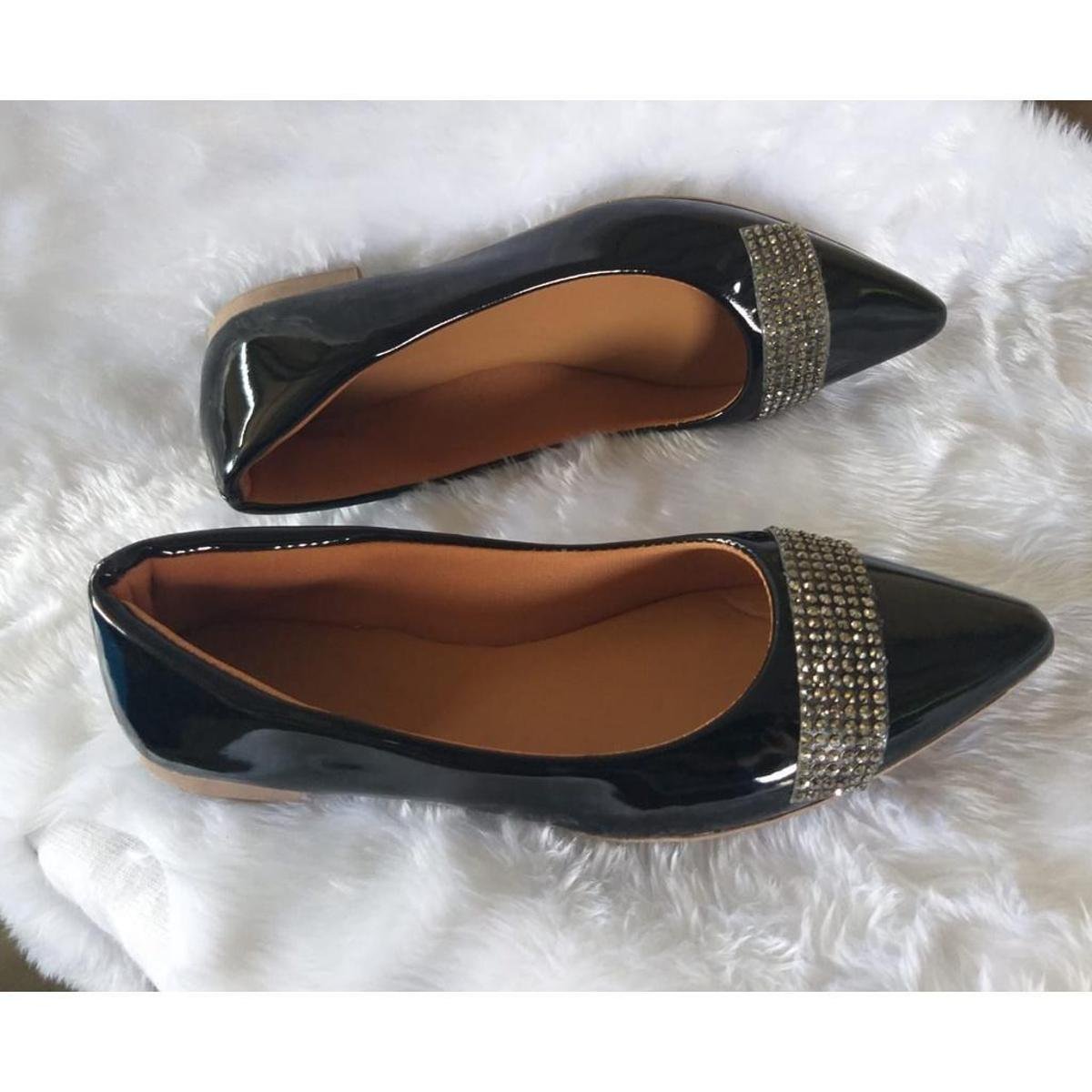Sapatilha Verniz Feminina Casual Confort Strass Preta Menor preço em Sapatilha Verniz Feminina Casual Confort Strass Preta