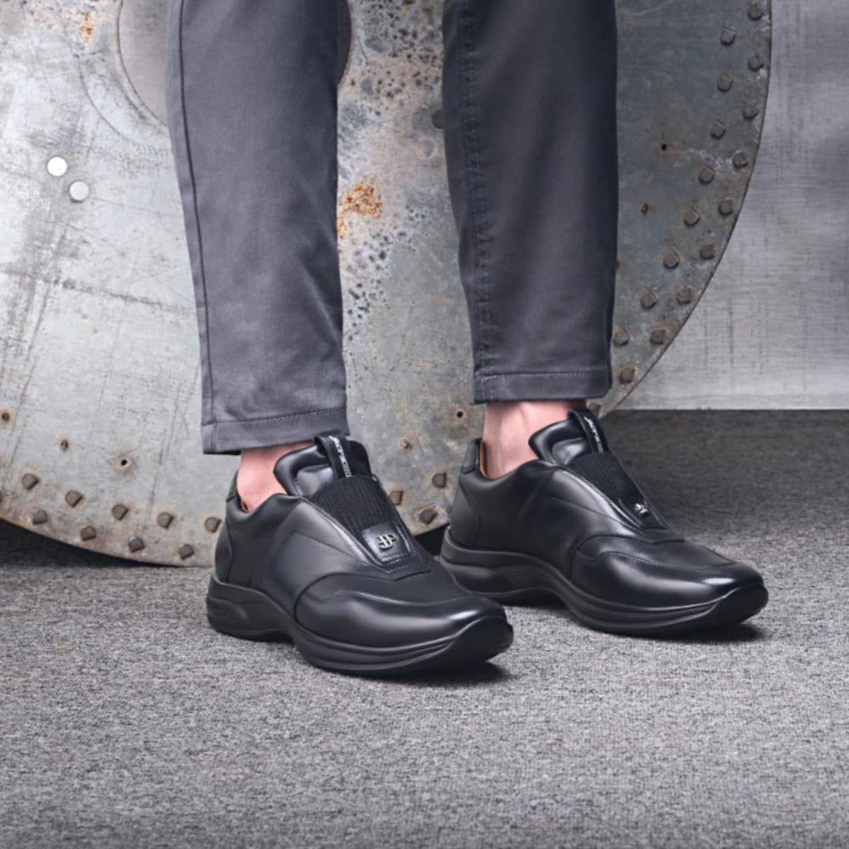 Sapato Jota Pe Couro Preto 4k Technology 75802 - Preto | Zattini