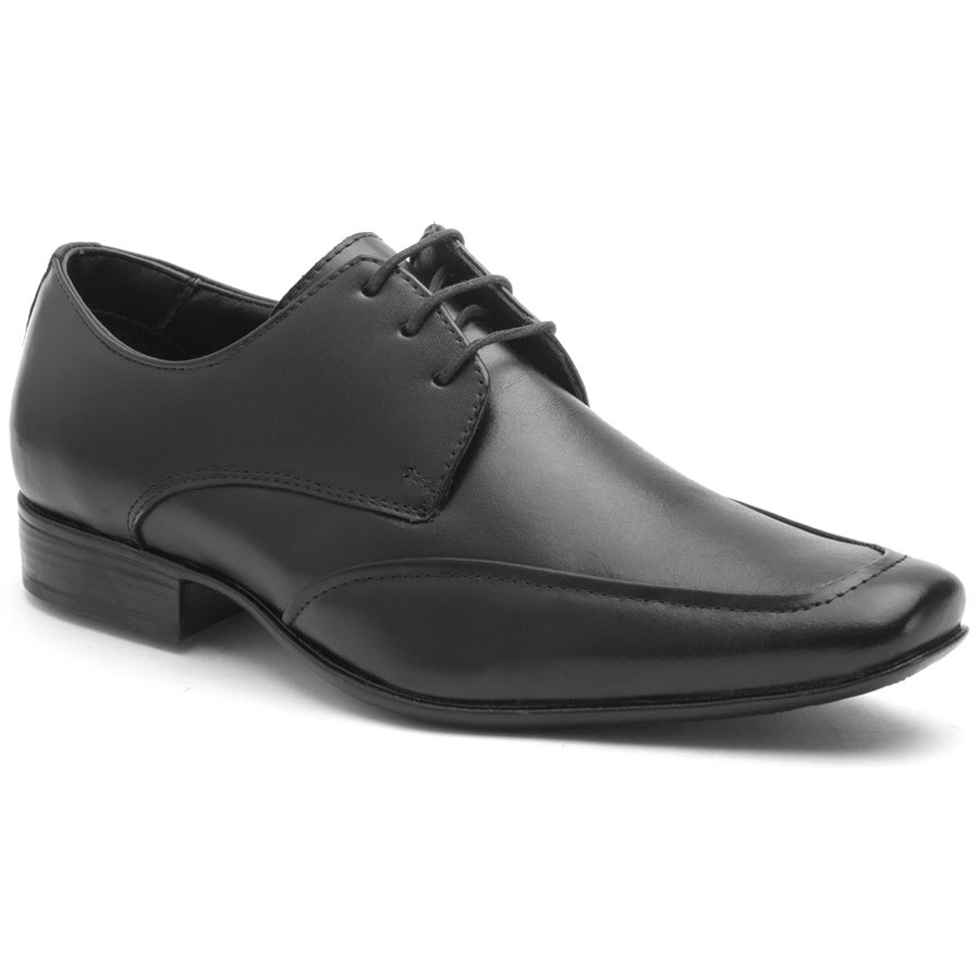 sapato salazari social