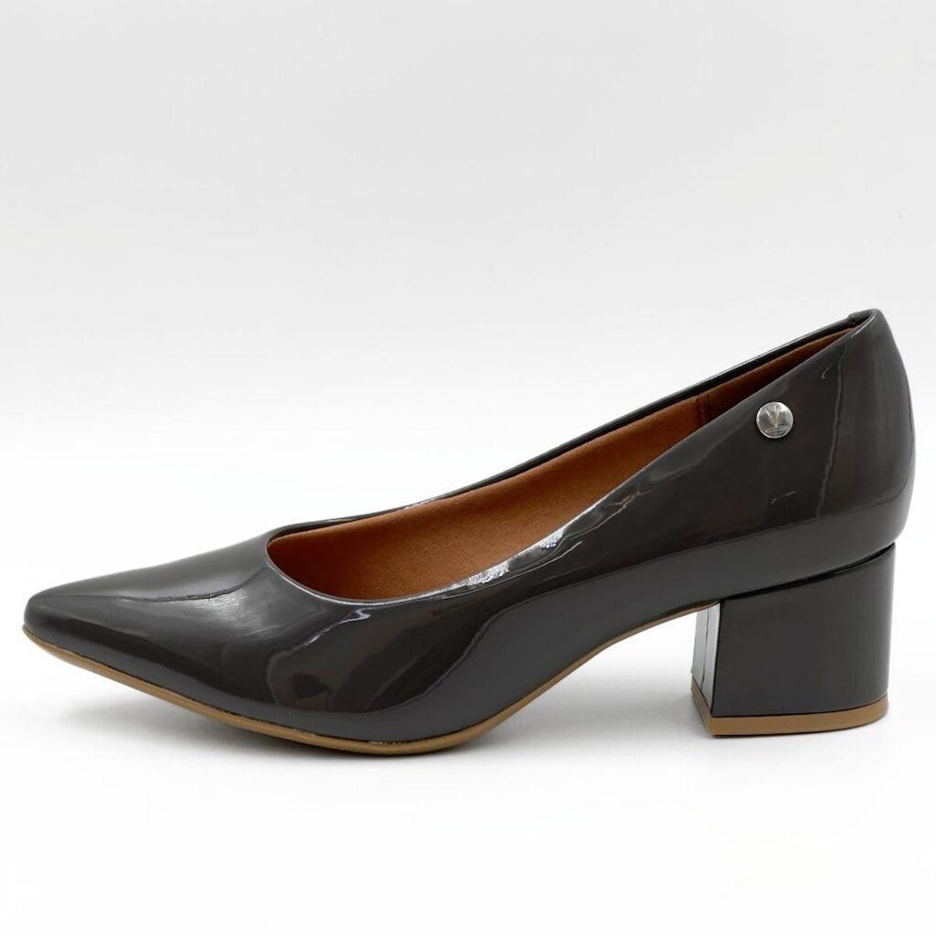 Sapato Vizzano Bico Fino em Verniz Feminino