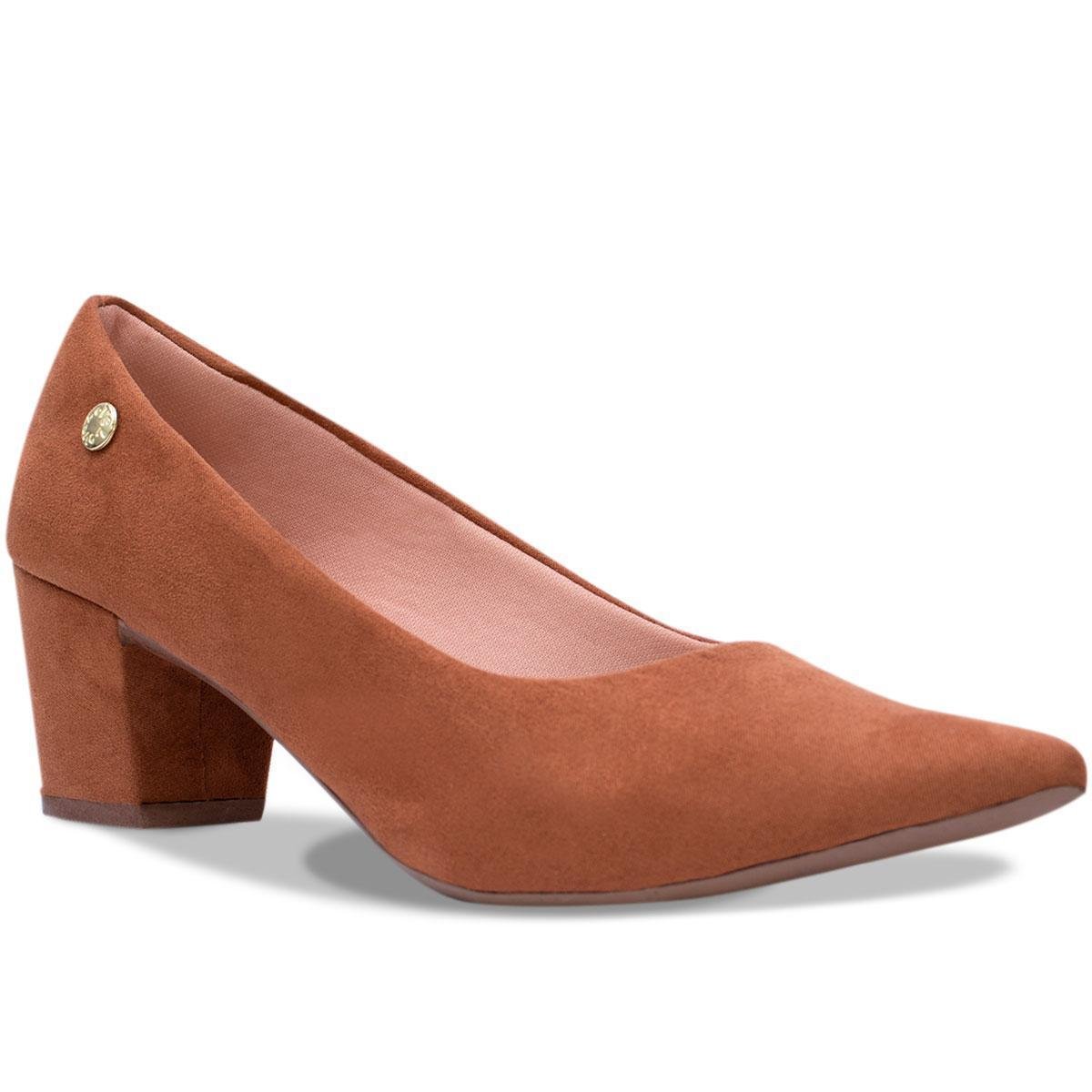 Scarpin Camurça Salto Baixo Grosso Bico Fino Confort A2.13 A - Caramelo Menor preço em Scarpin Camurça Salto Baixo Grosso Bico Fino Confort A2.13 A - Caramelo