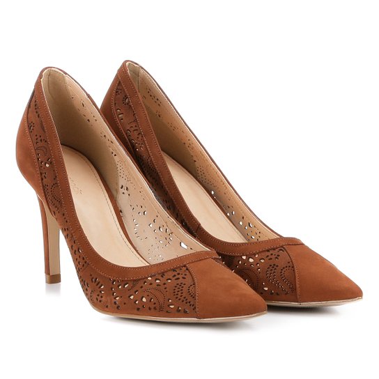 Scarpin Couro Shoestock Salto Alto Lasercut - Caramelo