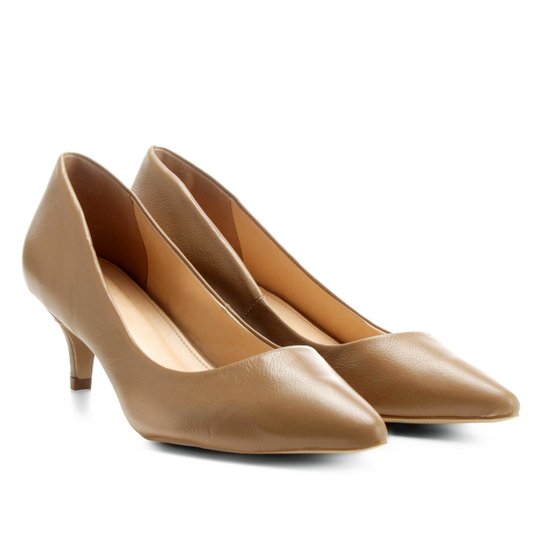 Scarpin Couro Shoestock Salto Baixo - Bege