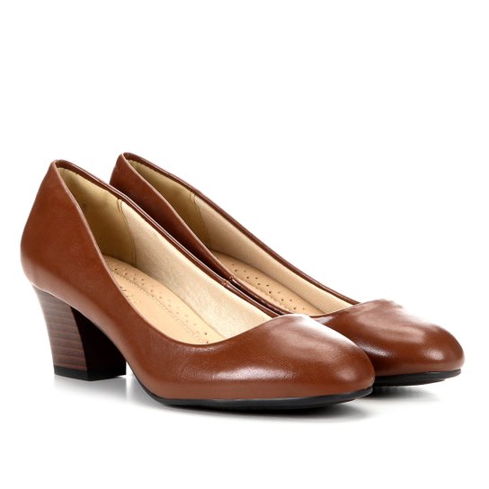 Scarpin Facinelli Salto Grosso Feminino - Marrom