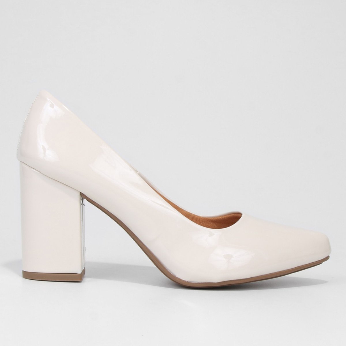Scarpin Griffe Salto Alto Bico Fino - Off White Menor preço em Scarpin Griffe Salto Alto Bico Fino - Off White