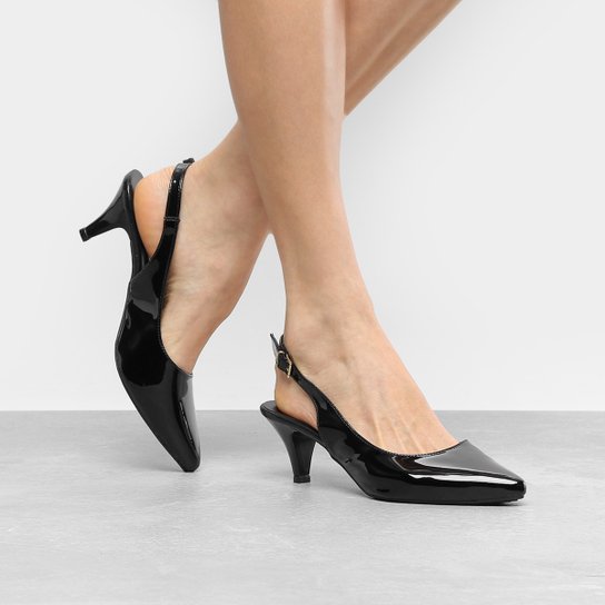 Scarpin Griffe Salto Médio Chanel Verniz - Preto