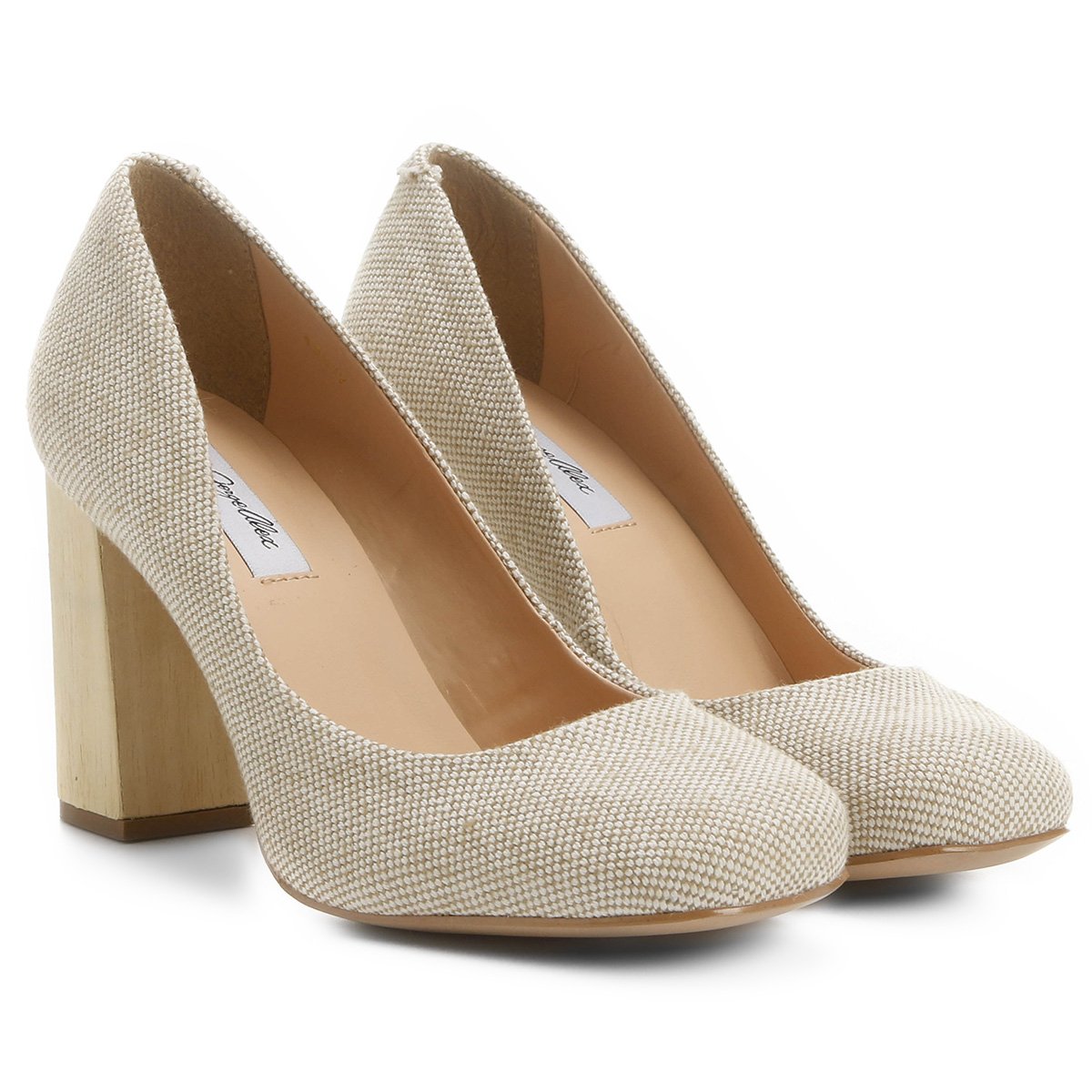 scarpin salto madeira