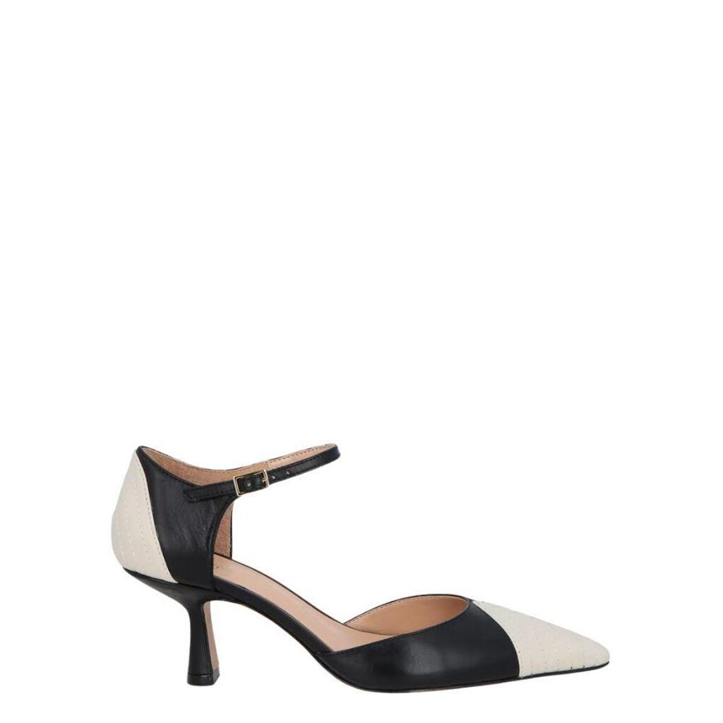 Scarpin Luiza Barcelos Preto