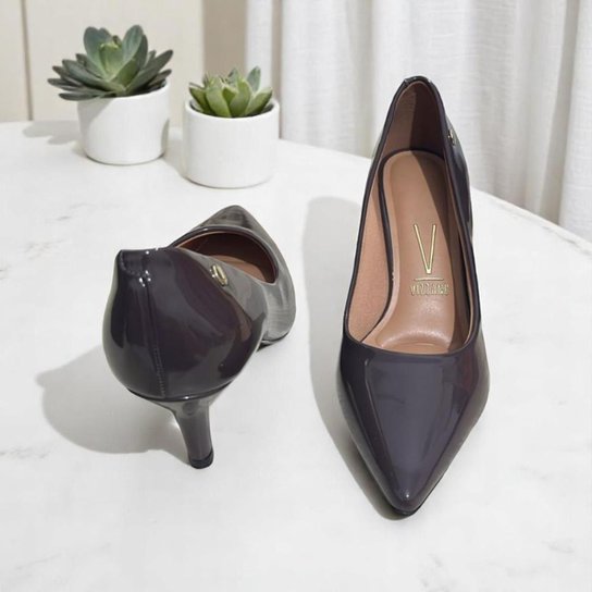 Scarpin Verniz Salto Fino 7,5cm Feminino Vizzano Preto