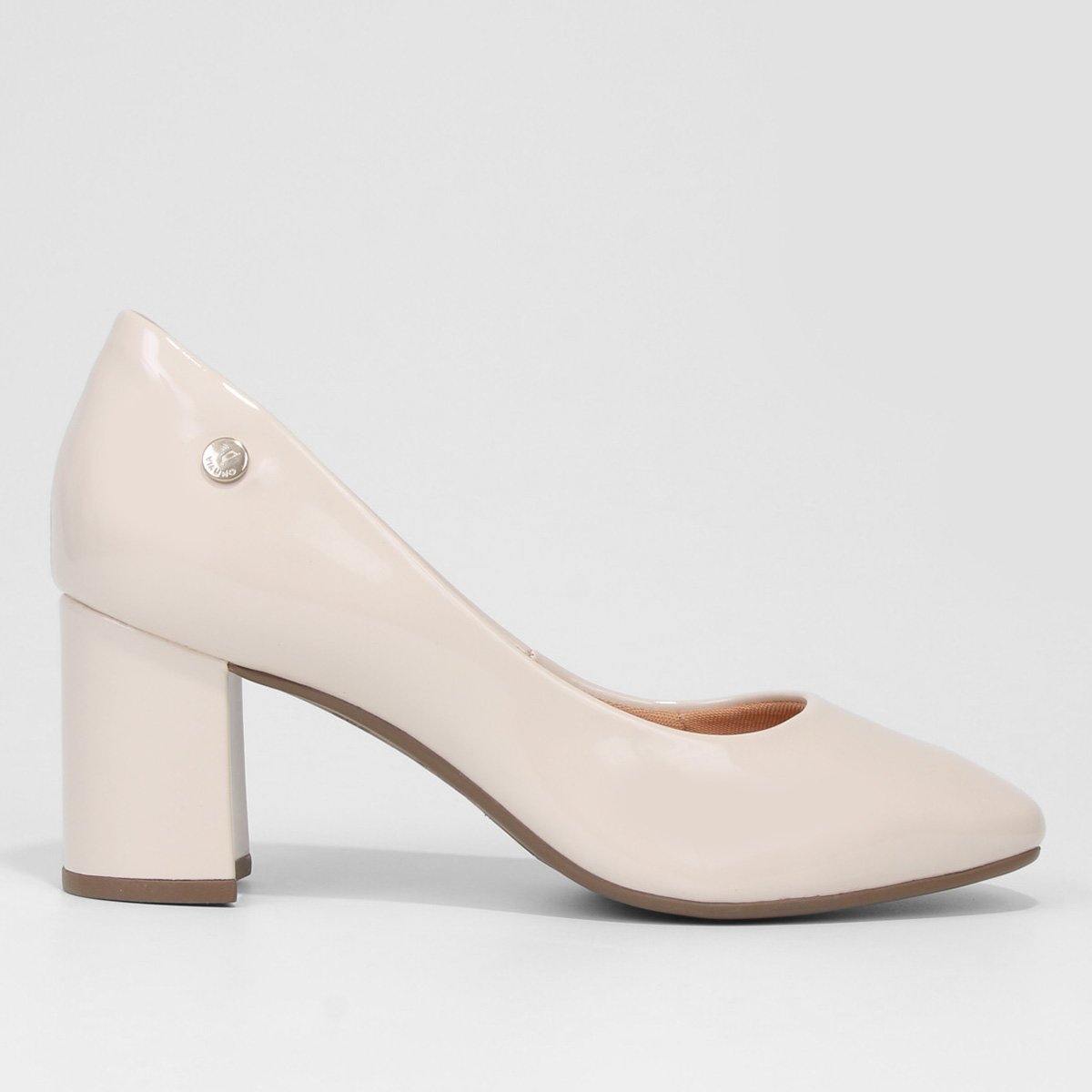 Scarpin Via Uno Bico Quadrado Salto Médio Verniz - Off White Menor preço em Scarpin Via Uno Bico Quadrado Salto Médio Verniz - Off White