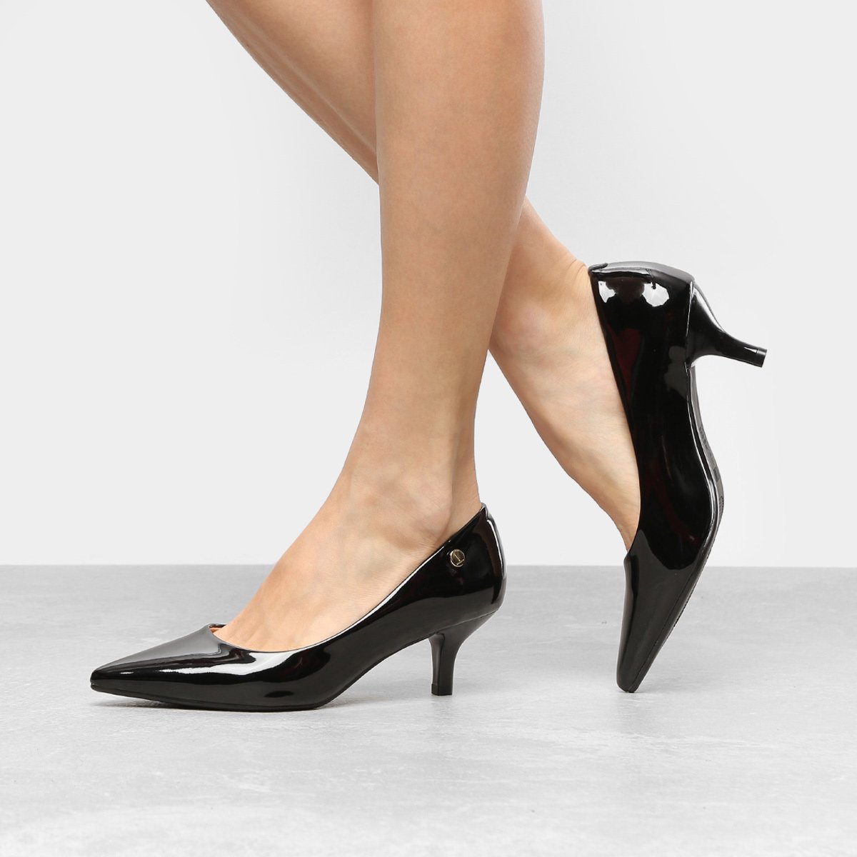 Scarpin Vizzano Salto Baixo Básico - Preto Menor preço em Scarpin Vizzano Salto Baixo Básico - Preto