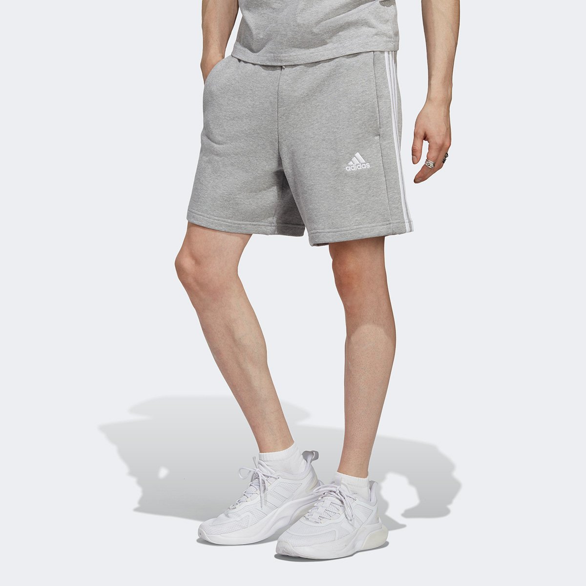 Short Adidas 3 Stripes Masculino Menor preço em Short Adidas 3 Stripes Masculino
