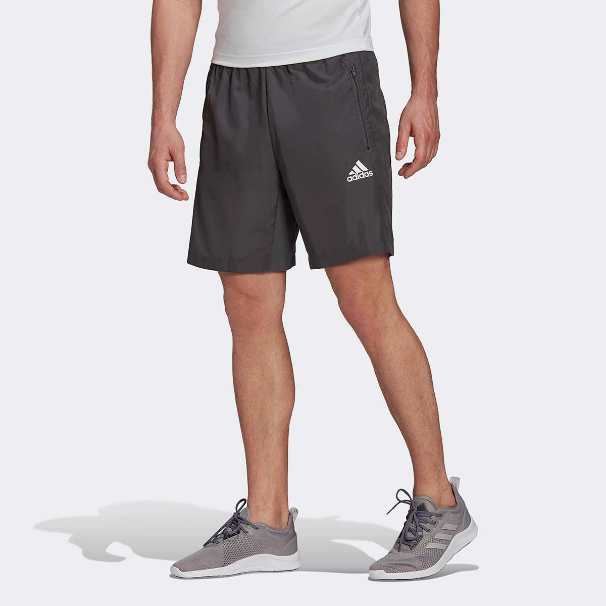 Short Adidas D2M Plano Masculino - Cinza é ruim? Short Adidas D2M Plano Masculino - Cinza é boa?