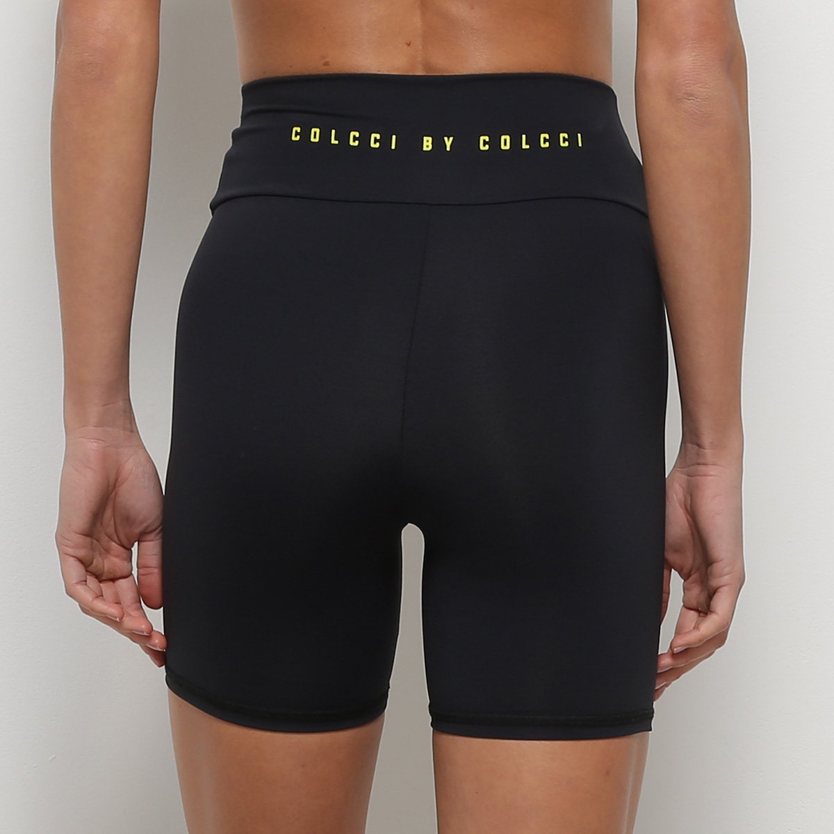 short colcci fitness feminino