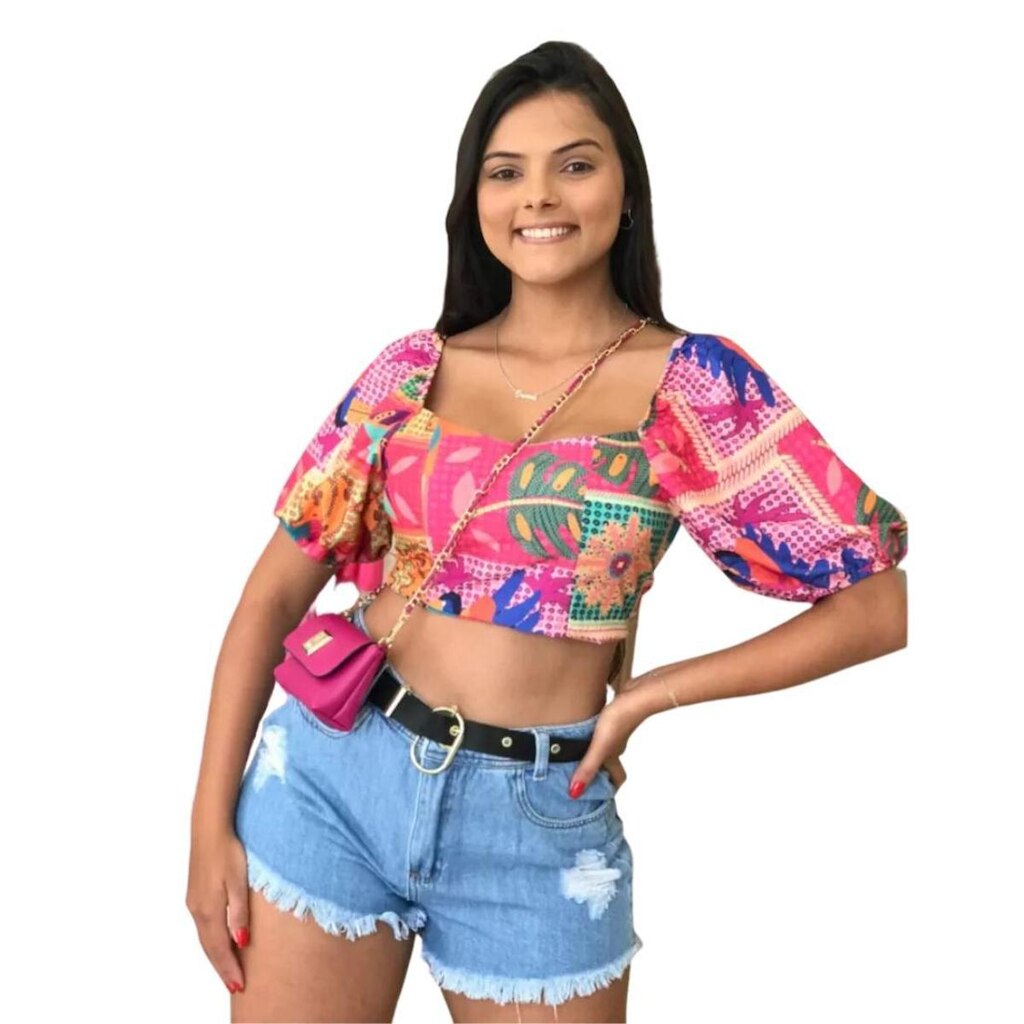 Short Jeans Claro De Cinto Feminino De Rasgos Barra Desfiada