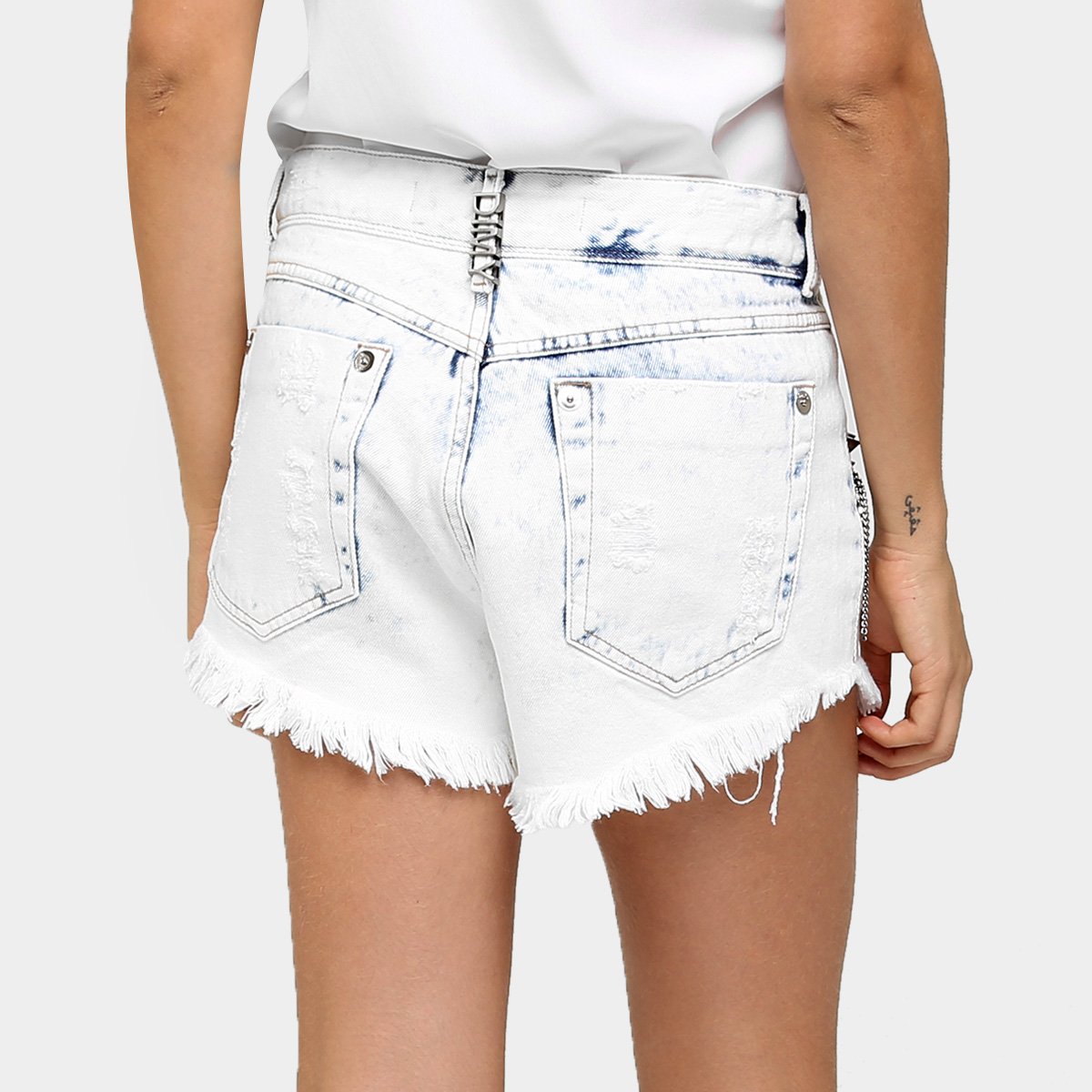 shorts boyfriend desfiado