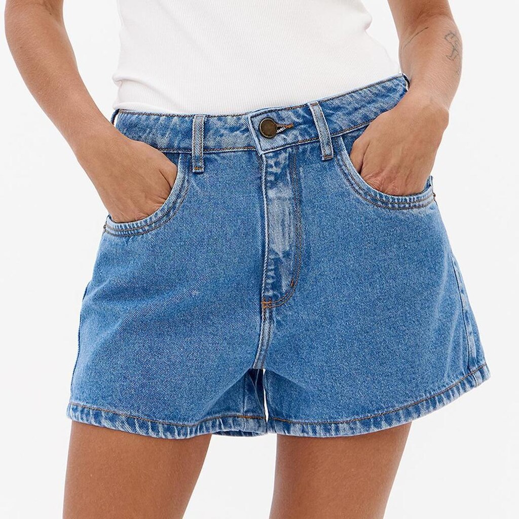 Short Jeans Lança Perfume Relaxed Midi Feminino