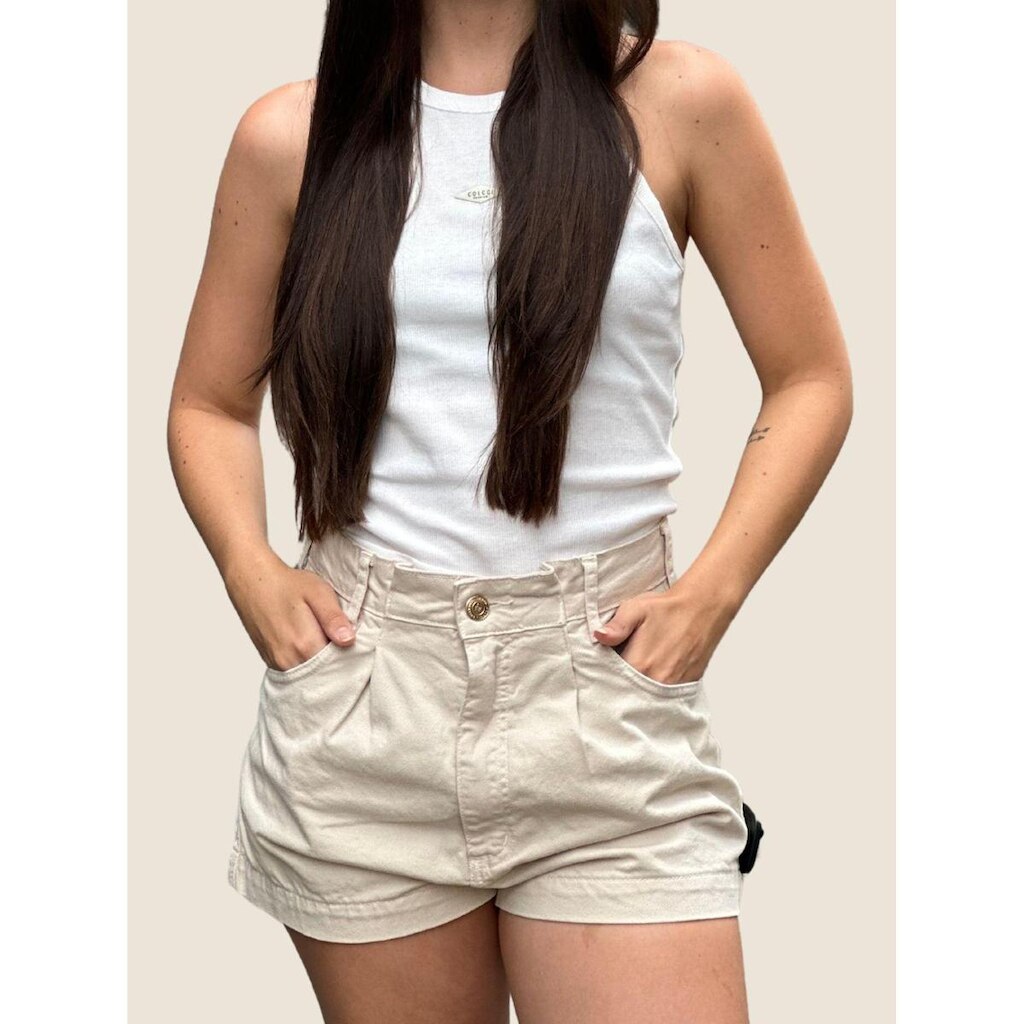 Short Joana Sarja Nashi Com Chaveiro Colcci