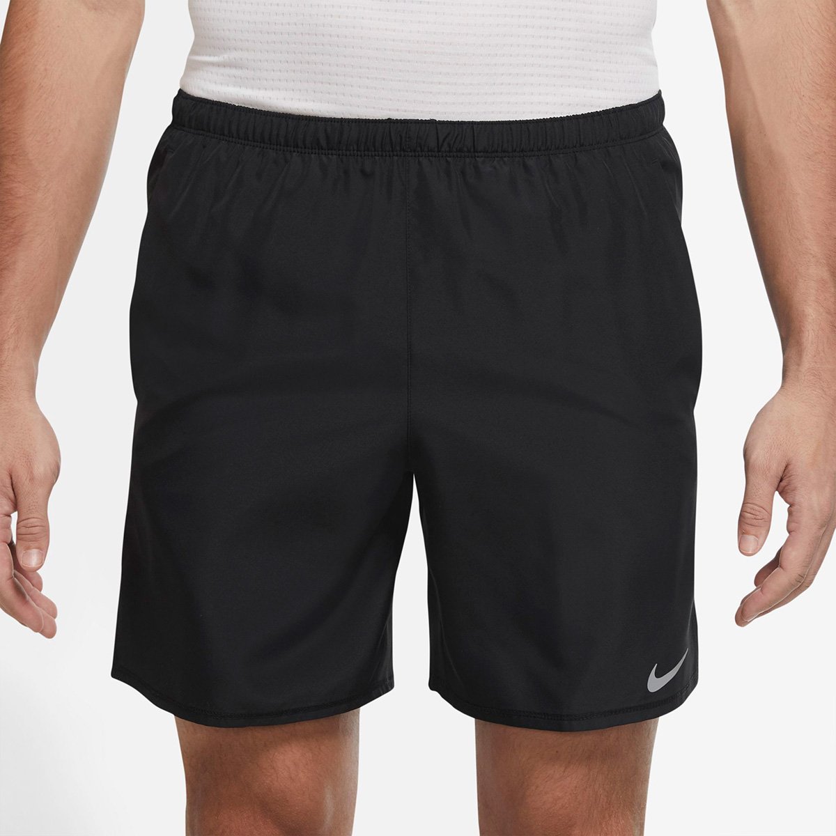 Short Nike Wild Run Challenger Masculino - Preto Menor preço em Short Nike Wild Run Challenger Masculino - Preto