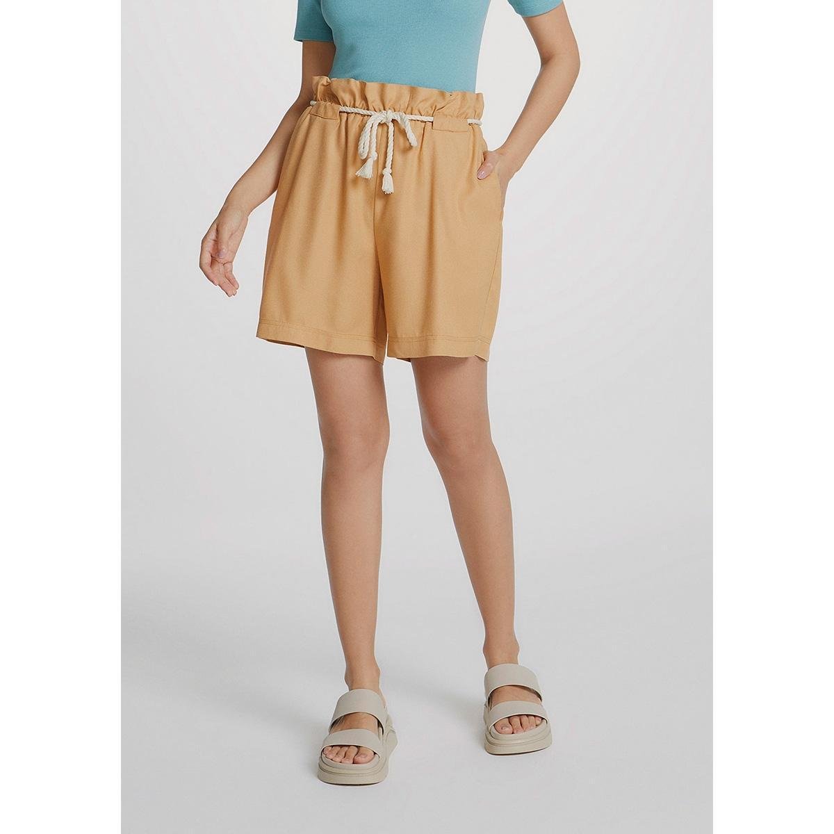 Shorts Feminino Clochard Com Cordão Rústico - Caramelo Menor preço em Shorts Feminino Clochard Com Cordão Rústico - Caramelo