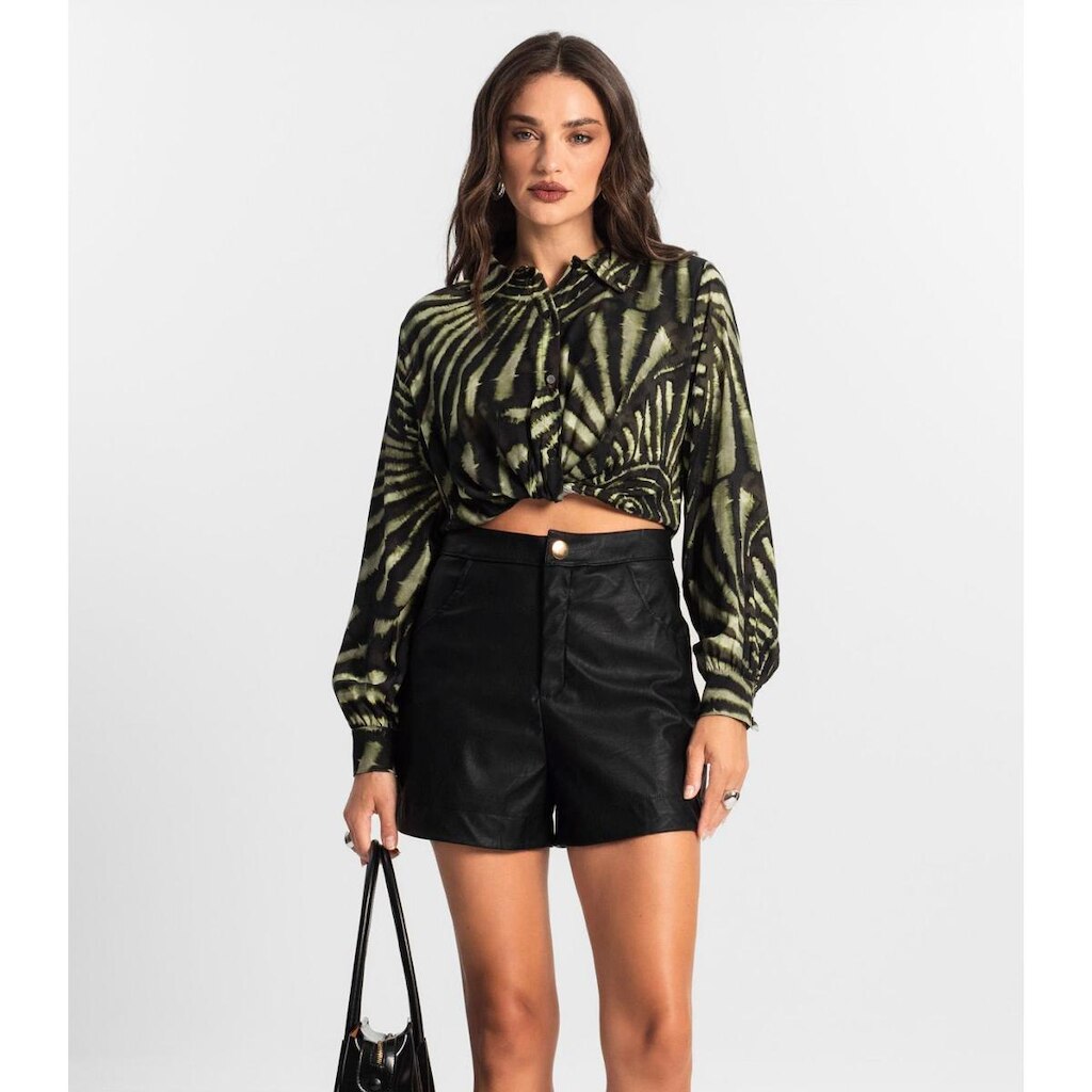 Shorts Feminino Courino Sintético Endless Preto